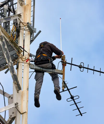 Extremwork Cordiste A Nantes Installation Dantennes Et De Cablage Extremwork Cordiste A Nantes Installation Dantennes Et De Cablage